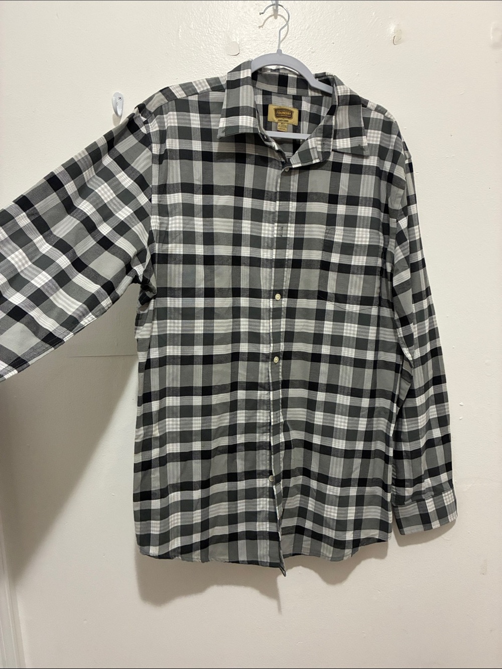 The Foundry Supply Co. Men’s Black and Gray Plaid Button-Down Shirt